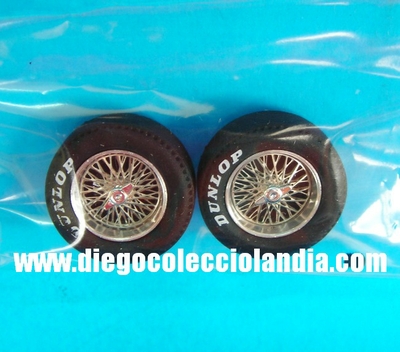 Llantas Clásicas con neumático Dunlop( 2 Unidades ) Diámetro: 21,2 mm - Ancho: 6mm Eje: 3/32 - Tornillo: M2.5 de Mitoos Ref/ M036D